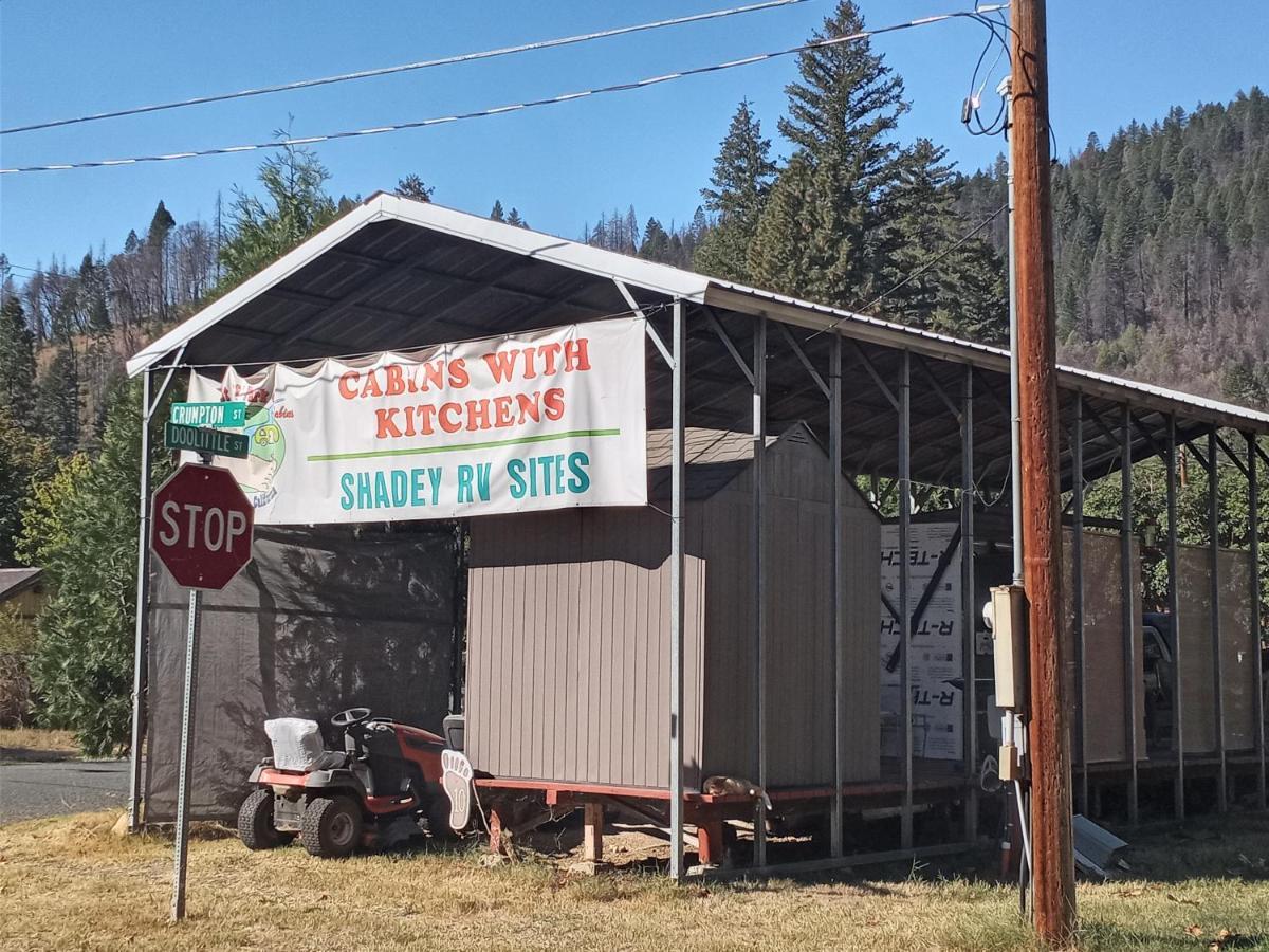 Bigfoot Rv & Cabins Park Happy Camp Exterior photo